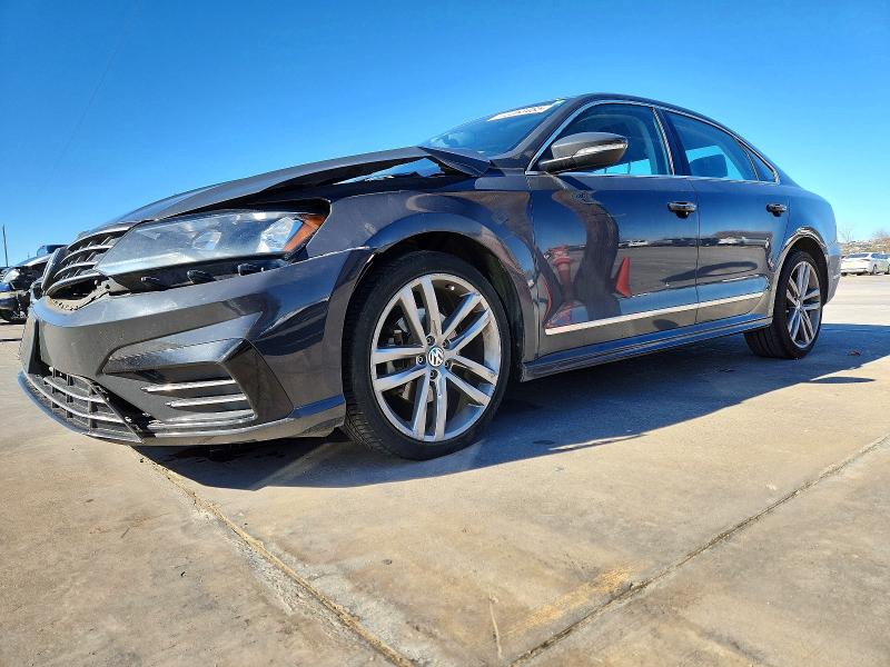 VOLKSWAGEN PASSAT 2016 with VIN 1VWAT7A39GC046364 - Photo from auction