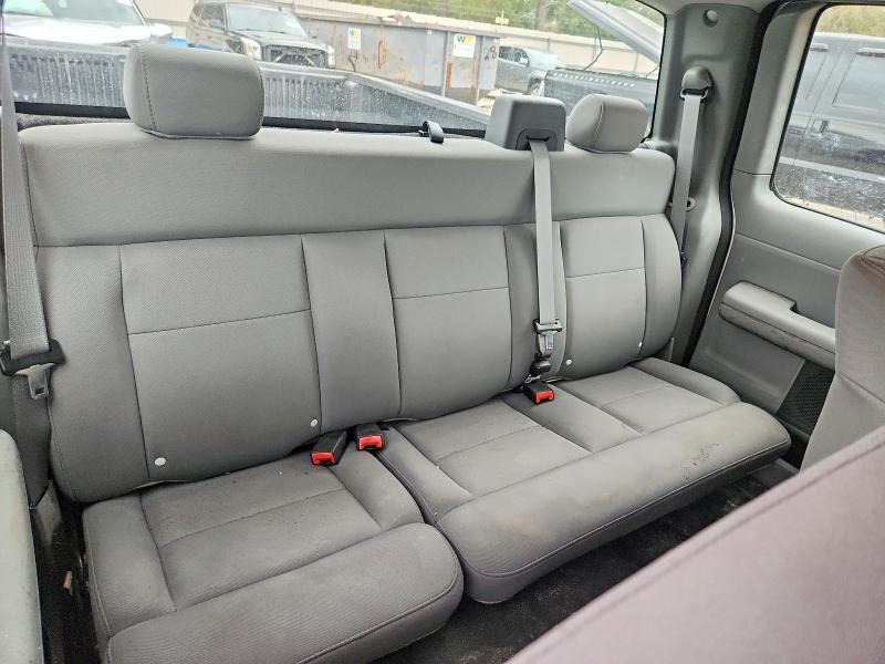 Photo 10 from auction – 2005 FORD F150 with VIN 1FTRX12W25NA61984