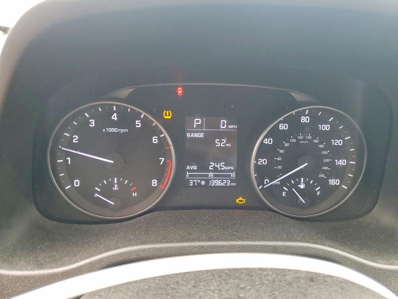 Photo 9 from auction – 2017 HYUNDAI ELANTRA SE with VIN 5NPD74LF4HH127272