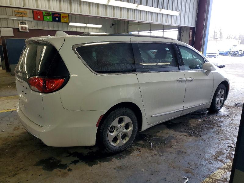 Photo 3 from auction – 2017 CHRYSLER PACIFICA T with VIN 2C4RC1EG6HR565008