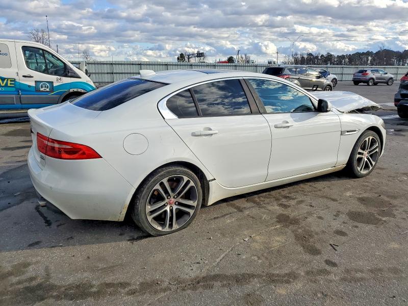 Photo 3 from auction – 2017 JAGUAR XE PREMIUM with VIN SAJAJ4BV7HA968685