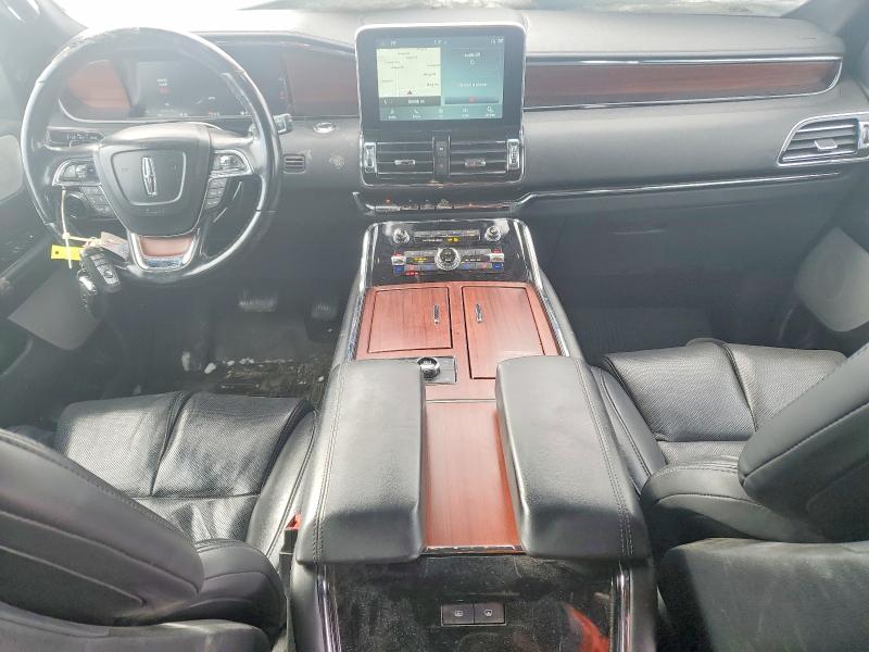 Photo 8 from auction – 2021 LINCOLN NAVIGATOR with VIN 5LMJJ3LT1MEL14735