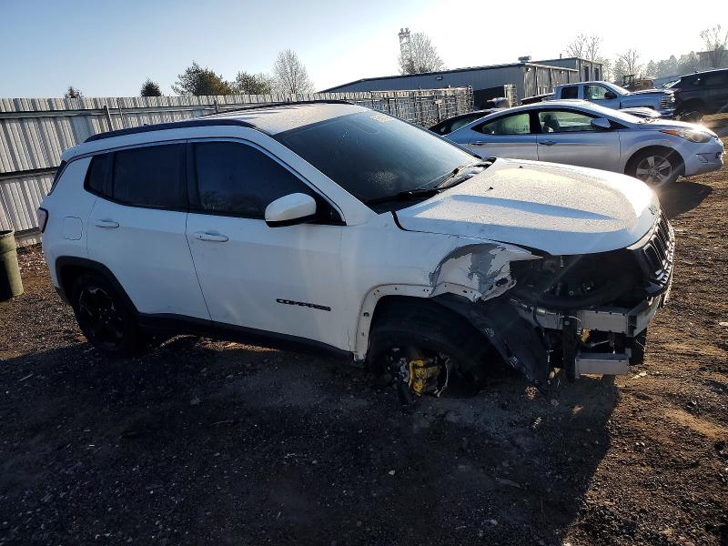 Photo 4 from auction – 2019 JEEP COMPASS with VIN 3C4NJCBB9KT809747