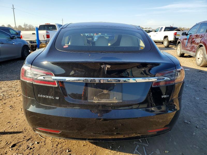 Photo 6 from auction – 2017 TESLA MODEL S with VIN 5YJSA1E28HF229870