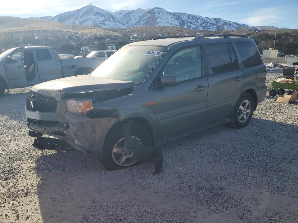HONDA PILOT EXL 2008 with VIN 5FNYF185X8B042891 - Photo from auction