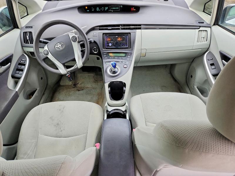 Photo 8 from auction – 2011 TOYOTA PRIUS with VIN JTDKN3DUXB0310152