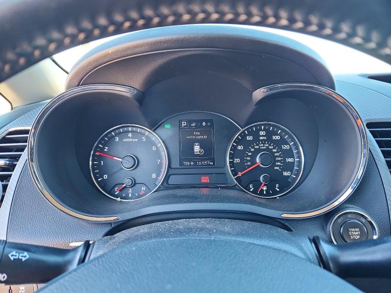 Photo 9 from auction – 2017 KIA FORTE with VIN 3KPFL4A80HE114144