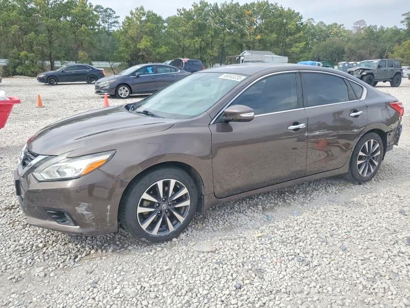 NISSAN ALTIMA 2.5 2017 with VIN 1N4AL3AP3HC146420 - Photo from auction