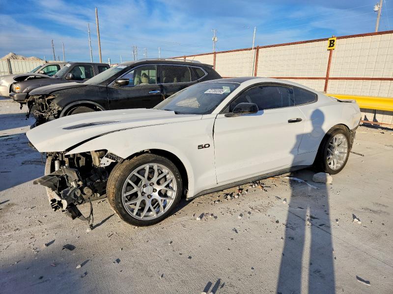FORD MUSTANG 2017 with VIN 1FA6P8CF5H5316700 - Photo from auction
