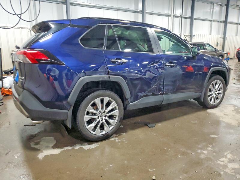 Photo 3 from auction – 2022 TOYOTA RAV4 with VIN 2T3N1RFVXNW258118