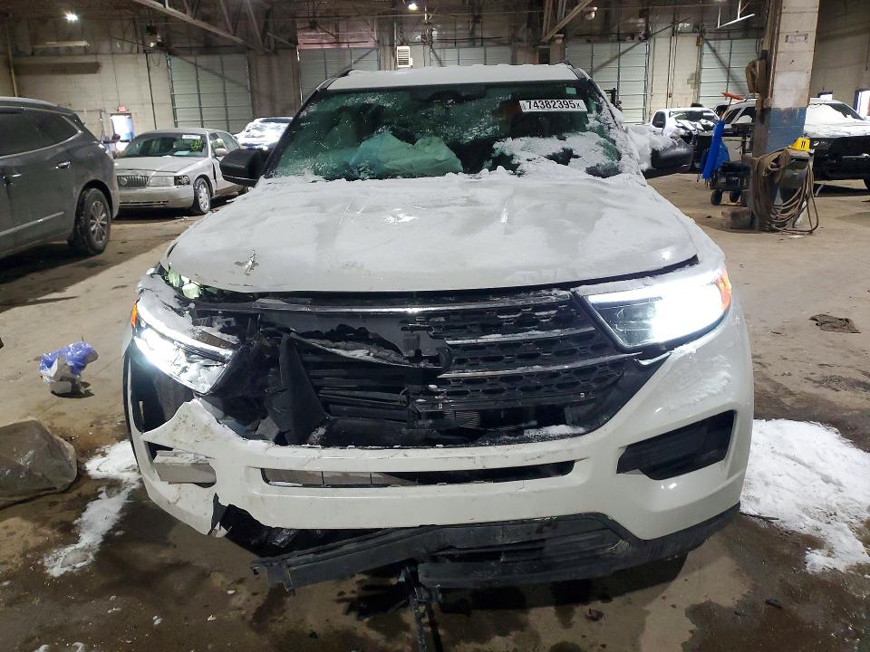 Photo 5 from auction – 2023 FORD EXPLORER with VIN 1FMSK8DH3PGA82739