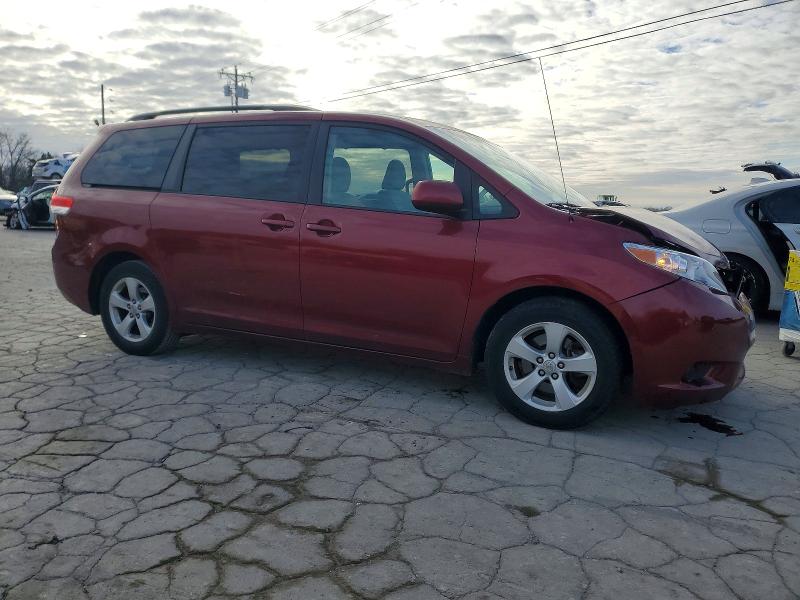 Photo 4 from auction – 2011 TOYOTA SIENNA LE with VIN 5TDKK3DCXBS124396