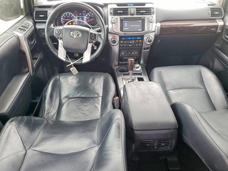 Photo 8 from auction – 2019 TOYOTA 4RUNNER SR with VIN JTEBU5JR9K5637557