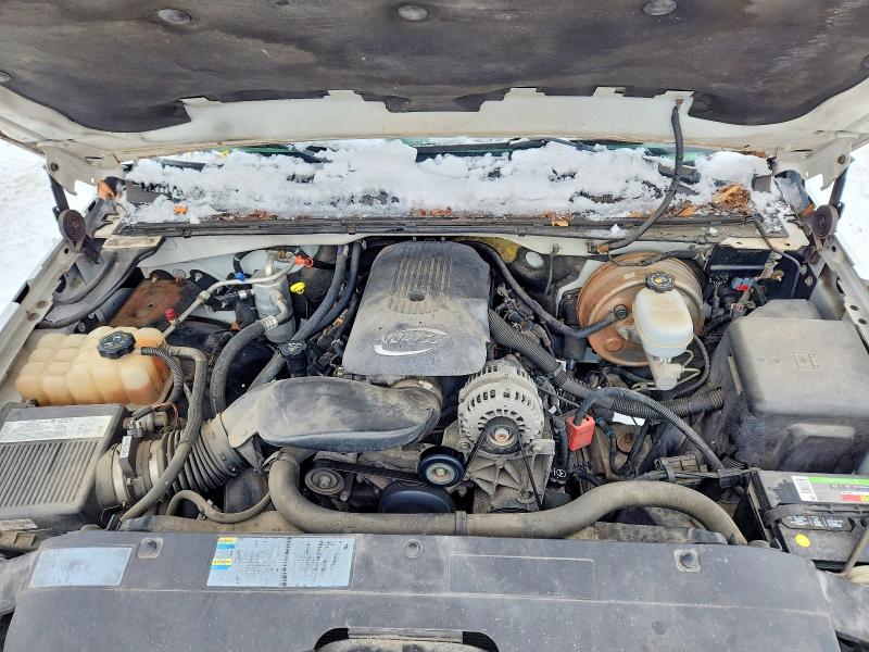 Photo 11 from auction – 2005 CHEVROLET SILVERADO with VIN 2GCEC13T651276056