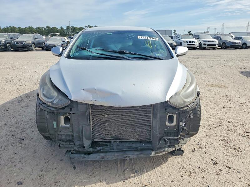 Photo 5 from auction – 2015 HYUNDAI ELANTRA SE with VIN KMHDH4AE4FU388178