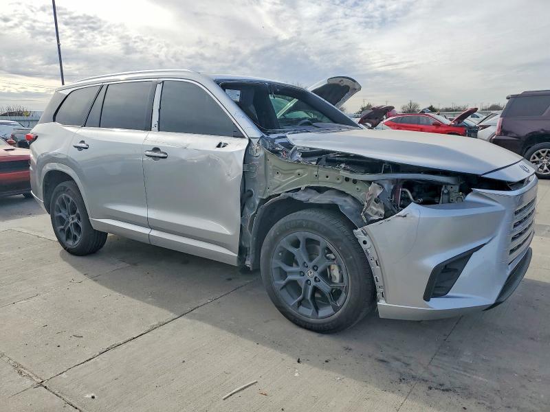 Photo 4 from auction – 2024 LEXUS TX with VIN 5TDAAAA67RS002767