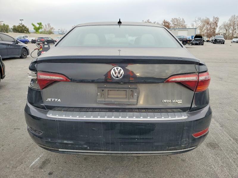 Photo 6 from auction – 2019 VOLKSWAGEN JETTA with VIN 3VWCB7BU3KM243024