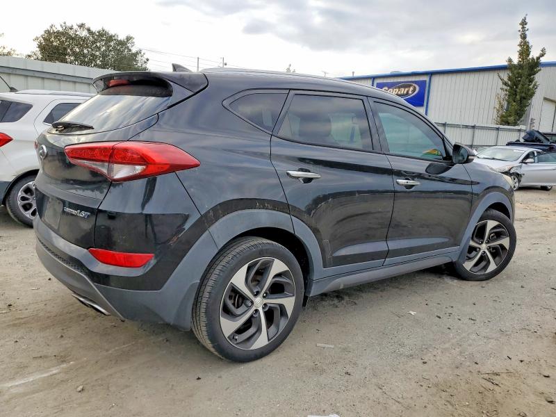 Photo 3 from auction – 2016 HYUNDAI TUCSON with VIN KM8J33A27GU258964