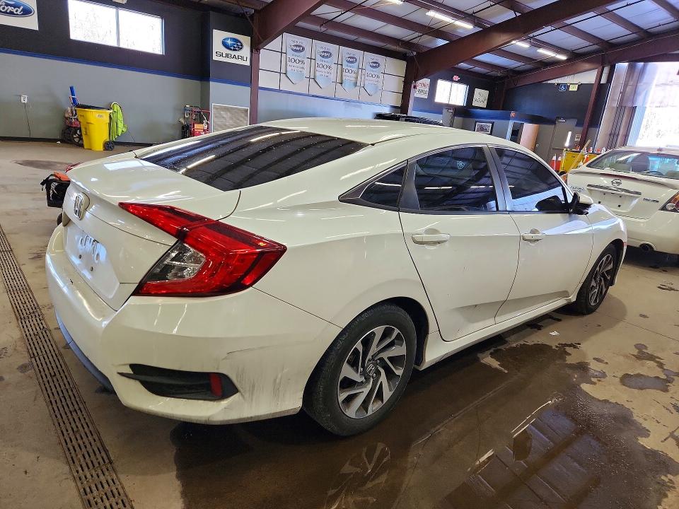 Photo 3 from auction – 2016 HONDA CIVIC with VIN 19XFC2F74GE243524