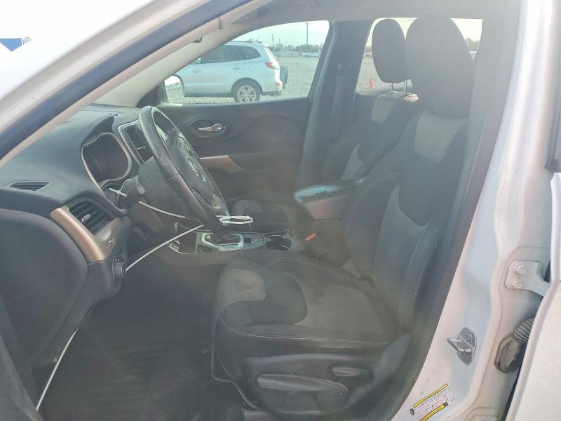 Photo 7 from auction – 2018 JEEP CHEROKEE with VIN 1C4PJLCB3JD544223