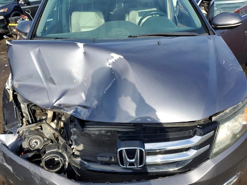 Photo 12 from auction – 2016 HONDA ODYSSEY with VIN 5FNRL5H97GB101739