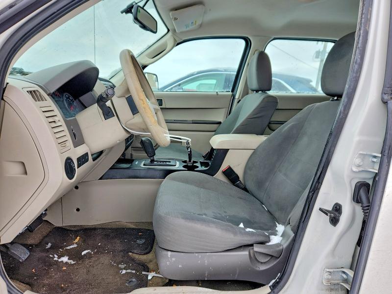Photo 7 from auction – 2012 FORD ESCAPE XLS with VIN 1FMCU0C74CKC52302