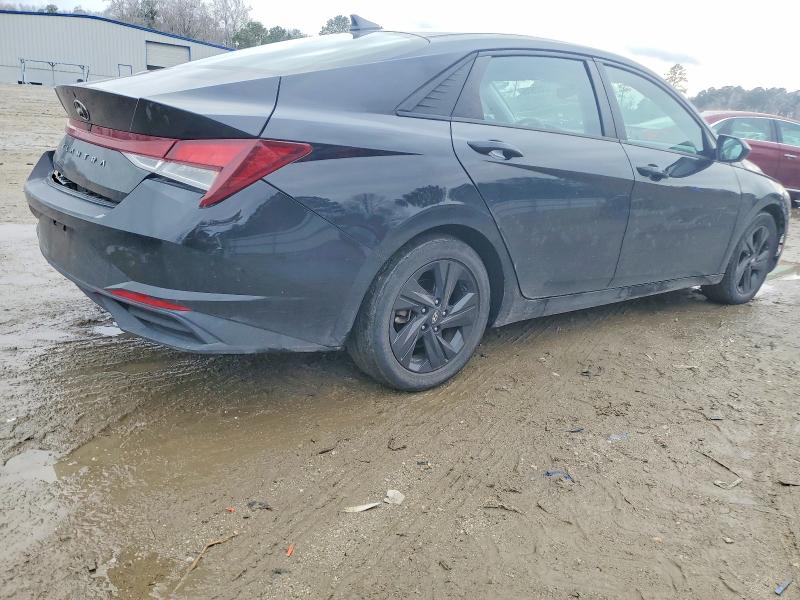 Photo 3 from auction – 2023 HYUNDAI ELANTRA SE with VIN 5NPLM4AG4PH117565