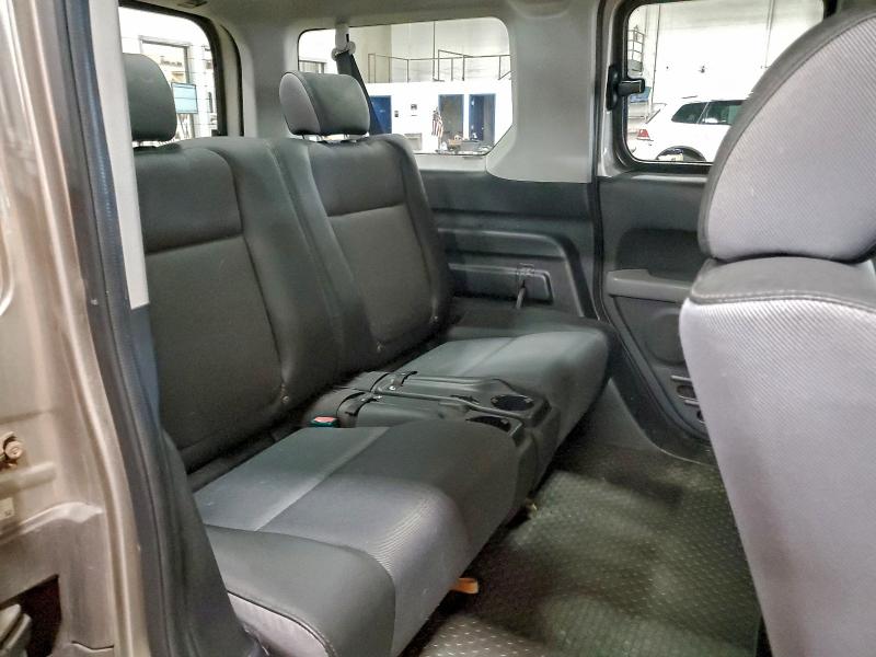 Photo 11 from auction – 2004 HONDA ELEMENT EX with VIN 5J6YH28584L000897
