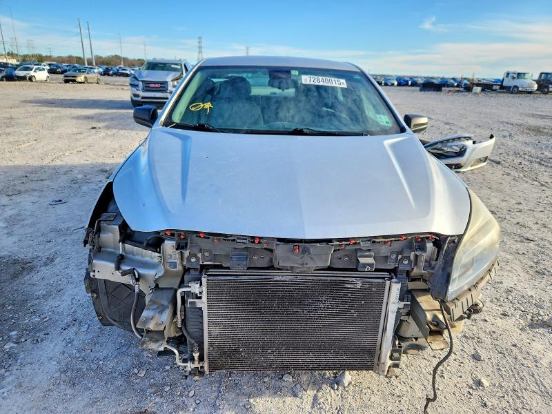 Photo 5 from auction – 2015 CHEVROLET MALIBU LS with VIN 1G11B5SL3FU153422