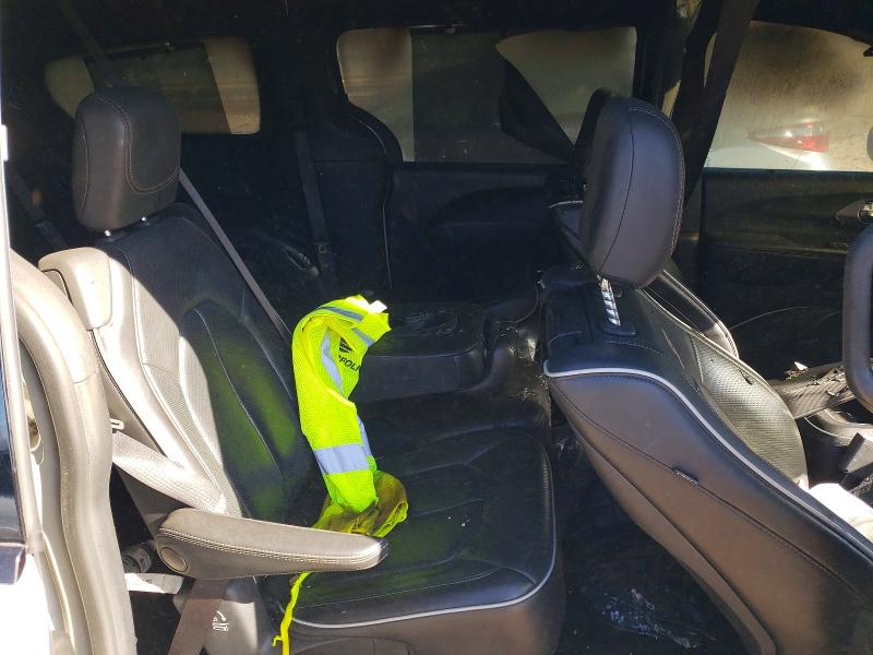 Photo 11 from auction – 2019 CHRYSLER PACIFICA L with VIN 2C4RC1GGXKR733088