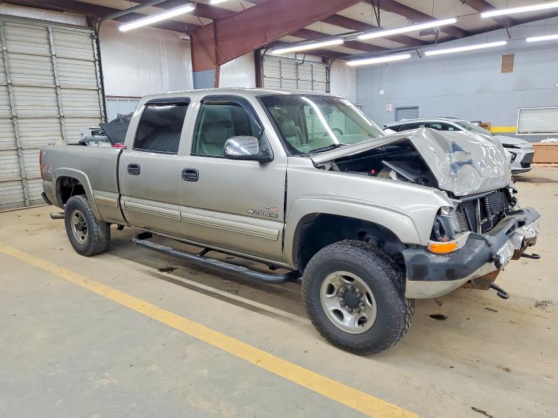Photo 4 from auction – 2002 CHEVROLET SILVERADO with VIN 1GCHK23132F195668