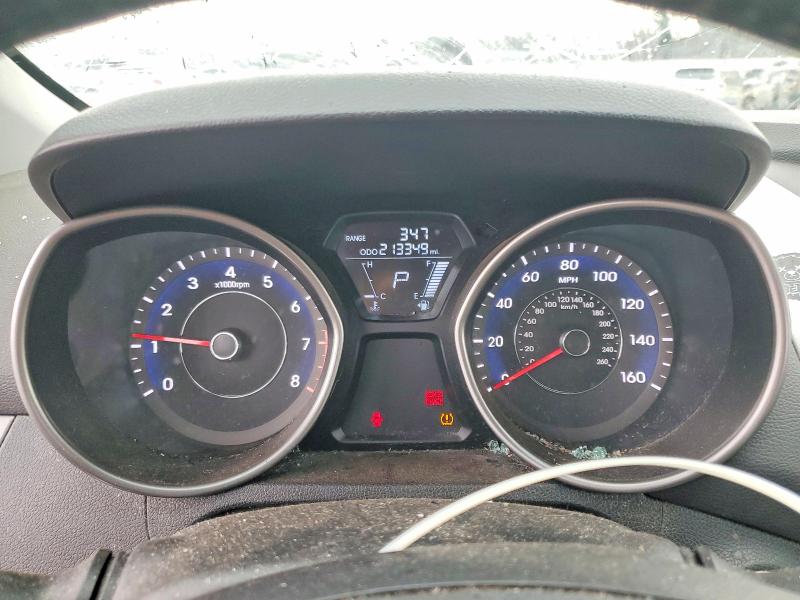 Photo 9 from auction – 2012 HYUNDAI ELANTRA GL with VIN 5NPDH4AE5CH107404