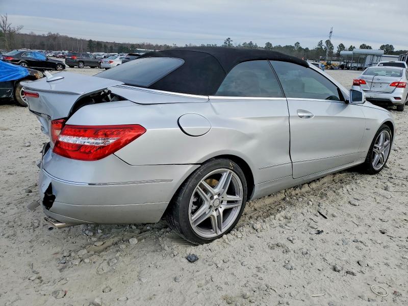 Photo 3 from auction – 2012 MERCEDES-BENZ E with VIN WDDKK5KF0CF144642