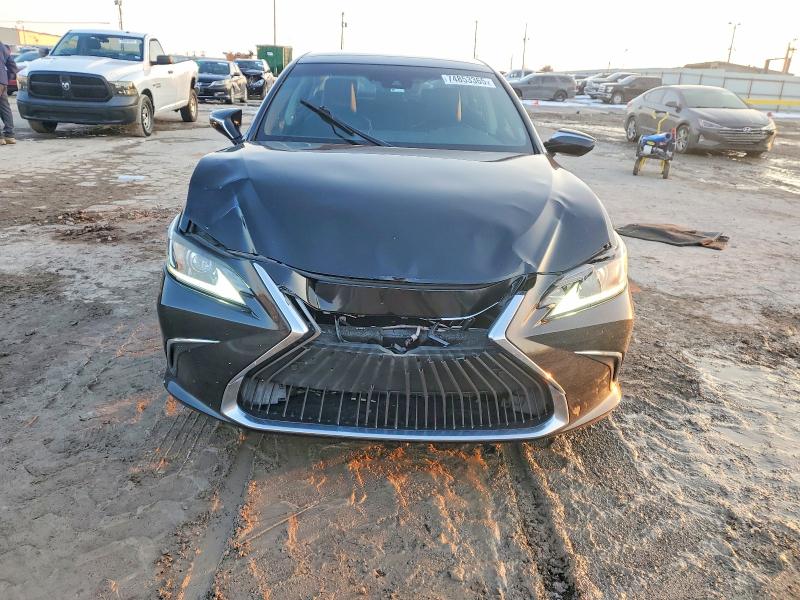 Photo 5 from auction – 2019 LEXUS ES 350 with VIN 58ABZ1B10KU028150