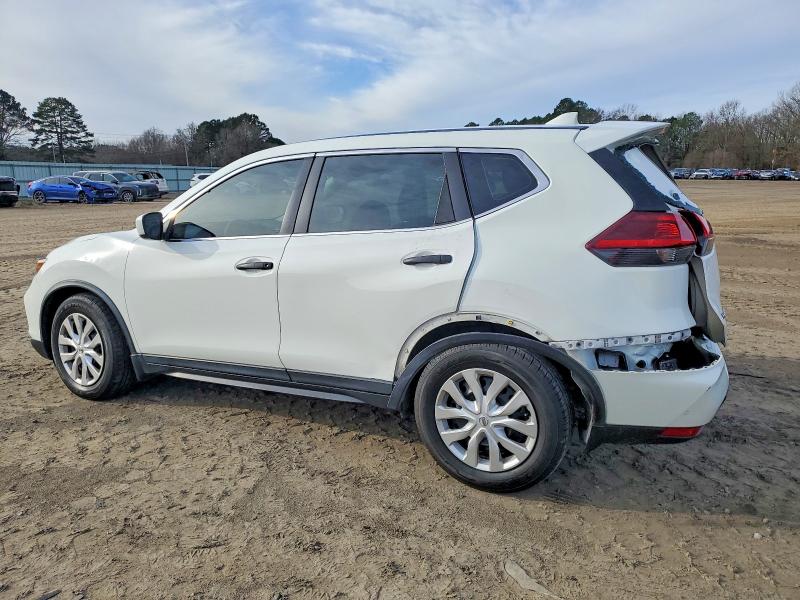 Photo 2 from auction – 2019 NISSAN ROGUE S with VIN 5N1AT2MT0KC768649