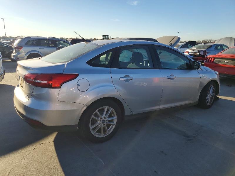 Photo 3 from auction – 2016 FORD FOCUS SE with VIN 1FADP3F26GL383433