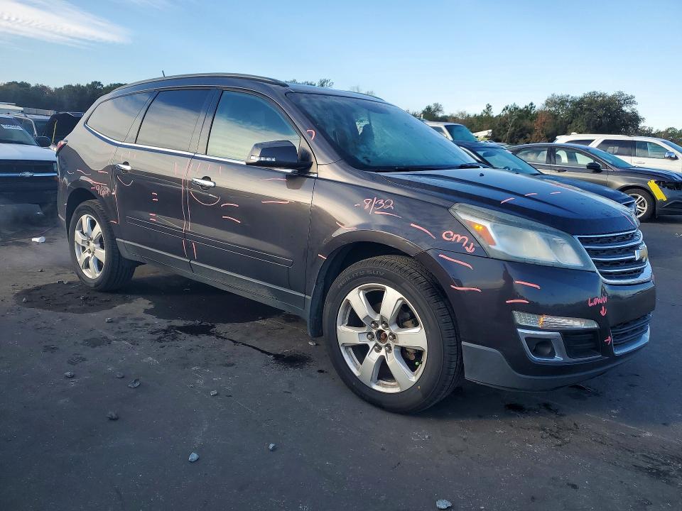 Photo 4 from auction – 2016 CHEVROLET TRAVERSE with VIN 1GNKRGKD8GJ268832