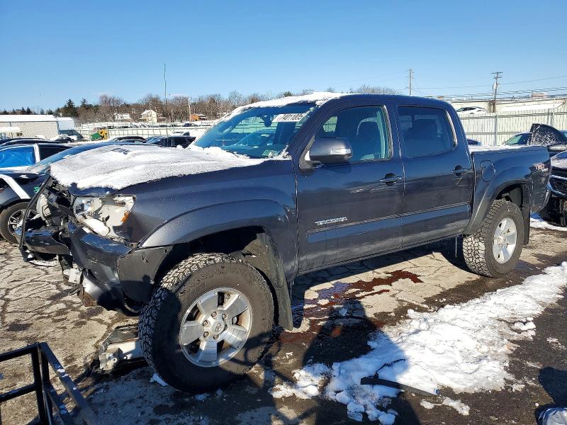 TOYOTA TACOMA DOU 2013 with VIN 3TMLU4EN4DM123686 - Photo from auction