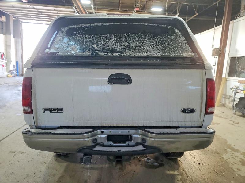 Photo 6 from auction – 2002 FORD F150 with VIN 2FTRX18L52CA77109