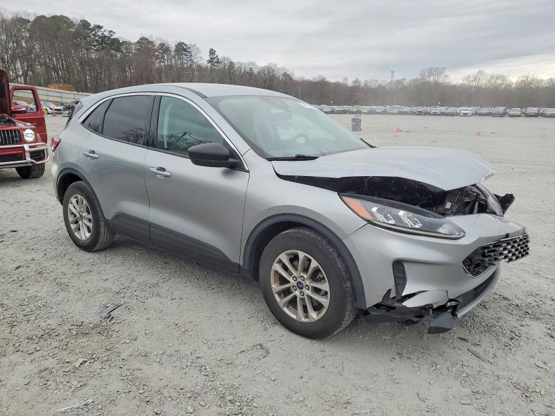 Photo 4 from auction – 2022 FORD ESCAPE SE with VIN 1FMCU0G6XNUB67196