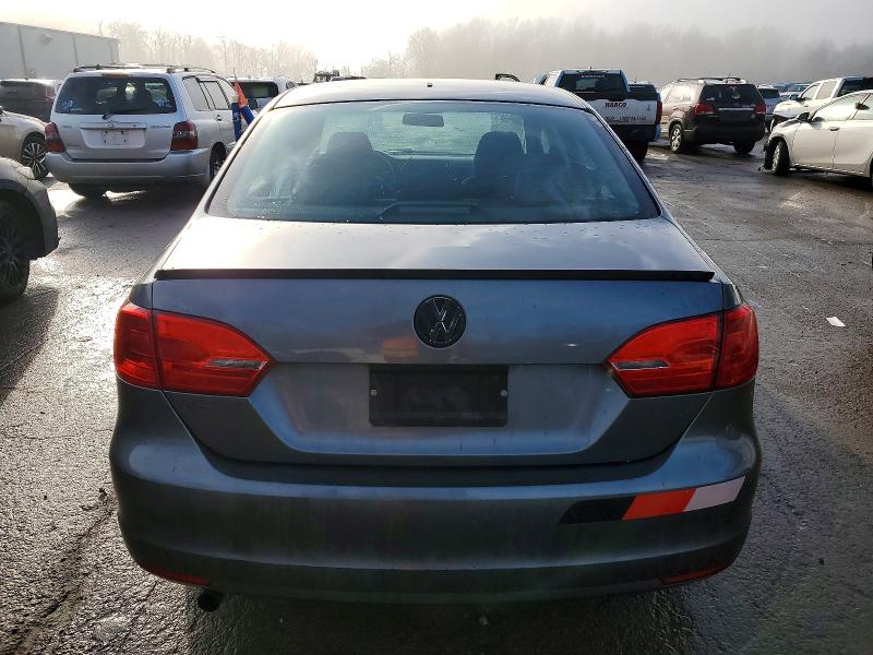 Photo 6 from auction – 2011 VOLKSWAGEN JETTA BASE with VIN 3VW2K7AJ4BM380413