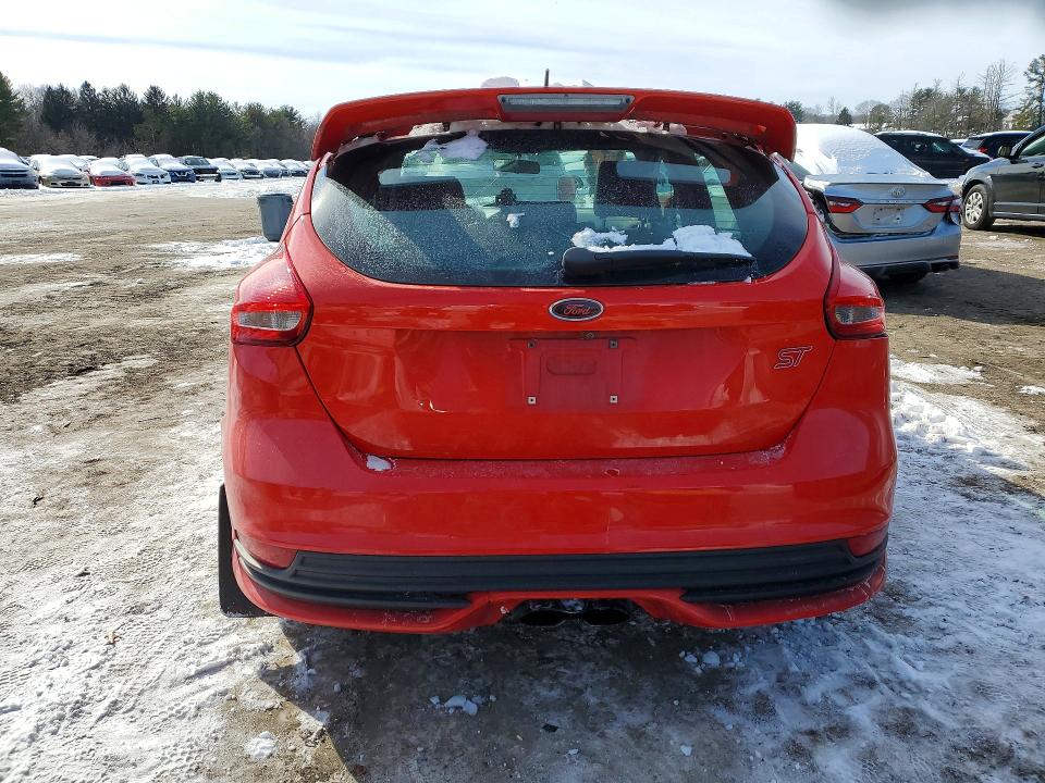 Photo 6 from auction – 2016 FORD FOCUS with VIN 1FADP3L99GL396775