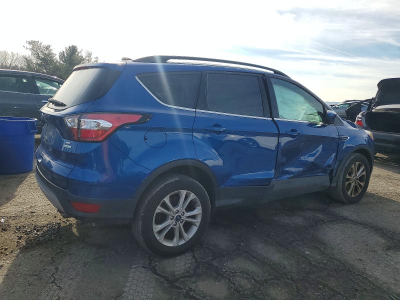 Photo 3 from auction – 2018 FORD ESCAPE SE with VIN 1FMCU0GDXJUC10492