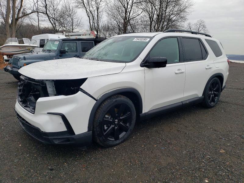 HONDA PILOT BLAC 2025 with VIN 5FNYG1H9XSB183368 - Photo from auction
