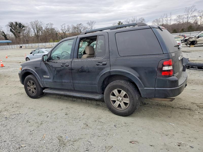 Photo 2 from auction – 2008 FORD EXPLORER X with VIN 1FMEU73EX8UA10139