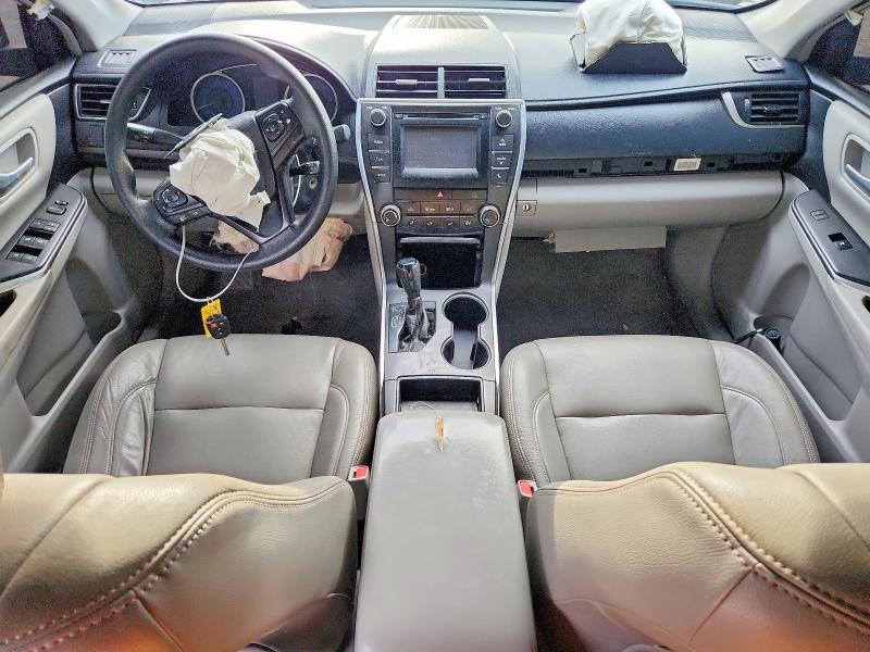 Photo 8 from auction – 2016 TOYOTA CAMRY with VIN 4T4BF1FK5GR582767