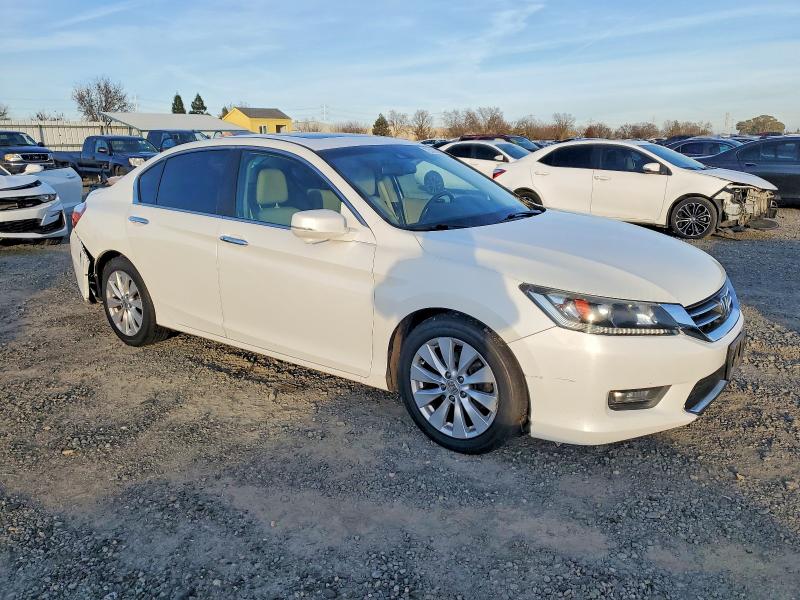 Photo 4 from auction – 2014 HONDA ACCORD EXL with VIN 1HGCR2F88EA044441