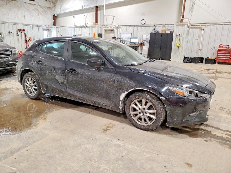 Photo 4 from auction – 2018 MAZDA 3 with VIN 3MZBN1K7XJM211647