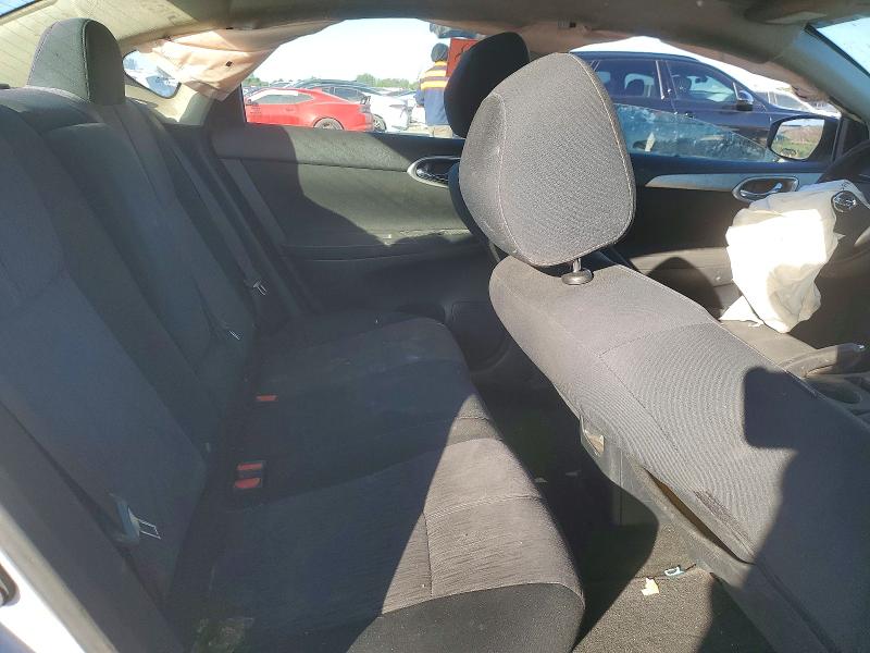 Photo 10 from auction – 2015 NISSAN SENTRA with VIN 3N1AB7AP7FL673787
