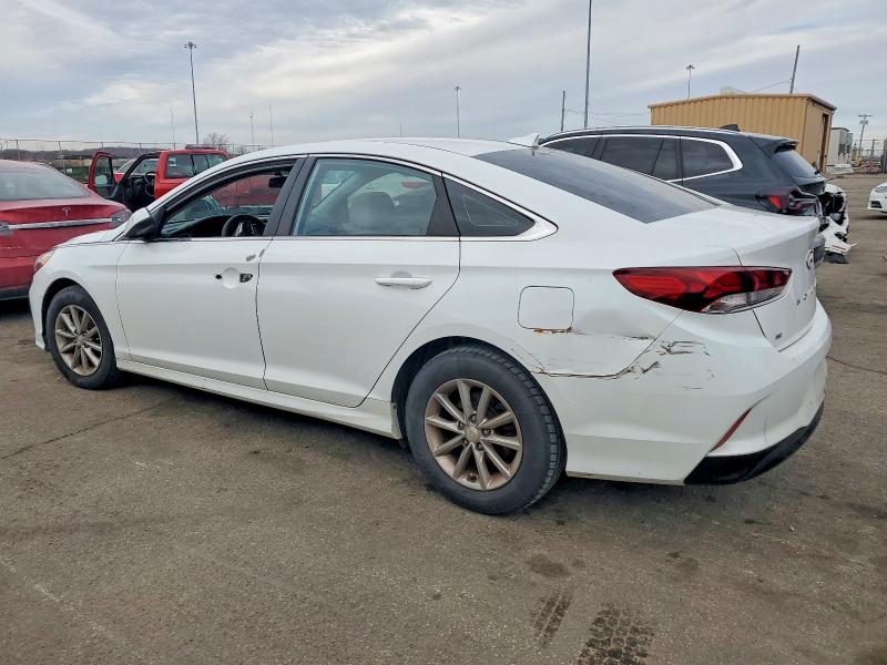 Photo 2 from auction – 2019 HYUNDAI SONATA SE with VIN 5NPE24AF2KH768207